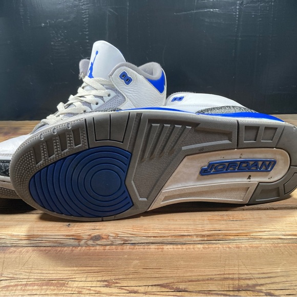 Jordan Mens Air Jordan 3 Retro size 13 - Picture 4 of 4